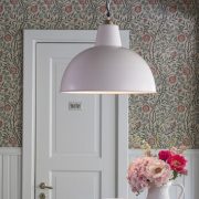 Rozowa lampa industrialna PR Home