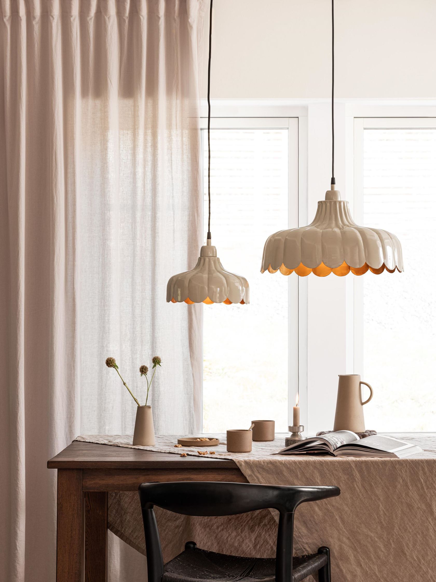 Bezowe lampy boho Wells PR Home - trendy w oswietleniu 2023