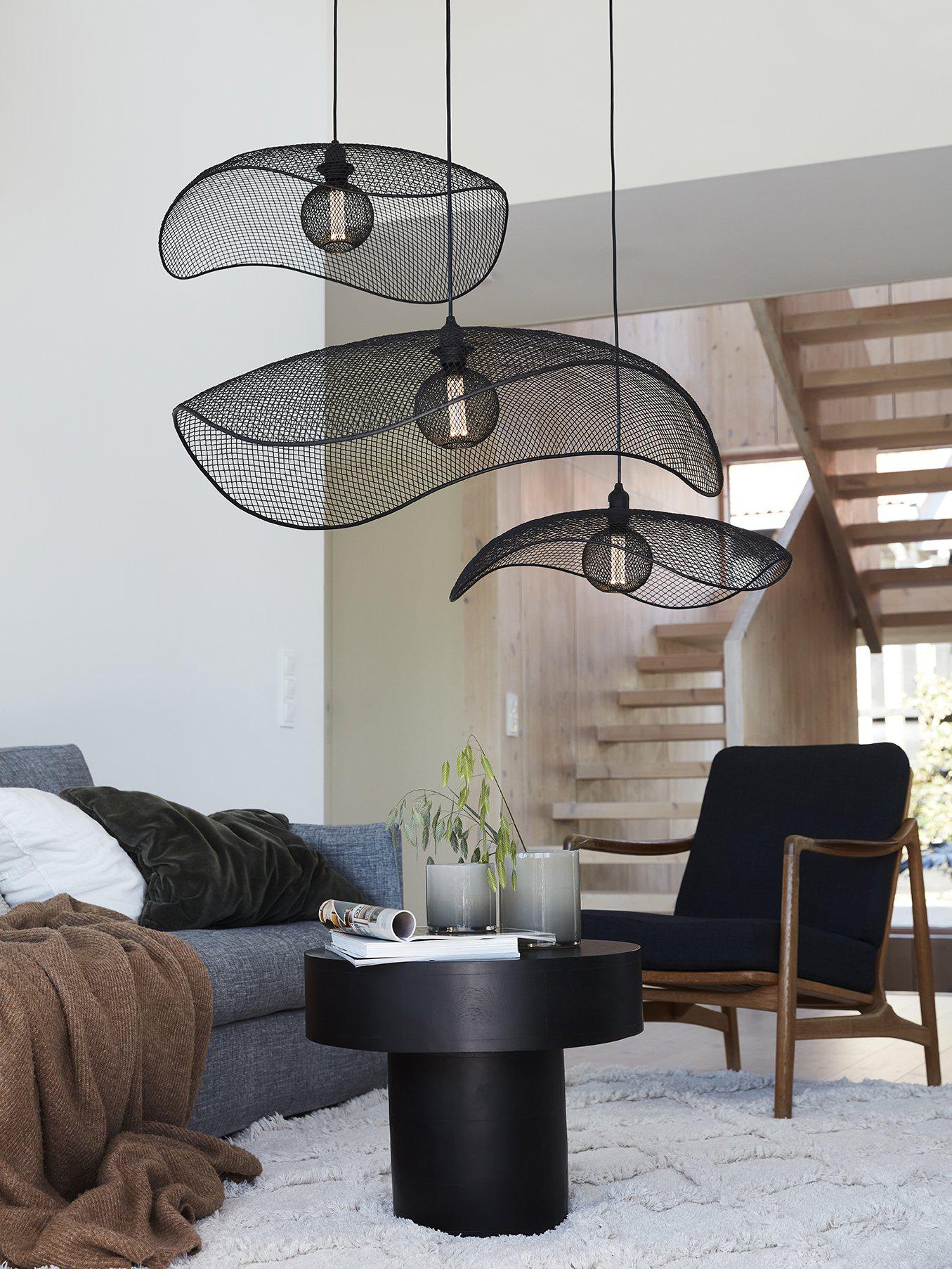 Trendy w oswietleniu 2023 - czarne druciane lampy Vivi PR Home - modne lampy do salonu