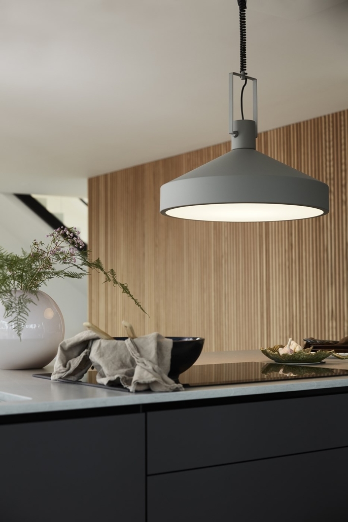 Nowoczesna lampa nad blat kuchenny z dyfuzorem światła - model Jojo marki PR Home